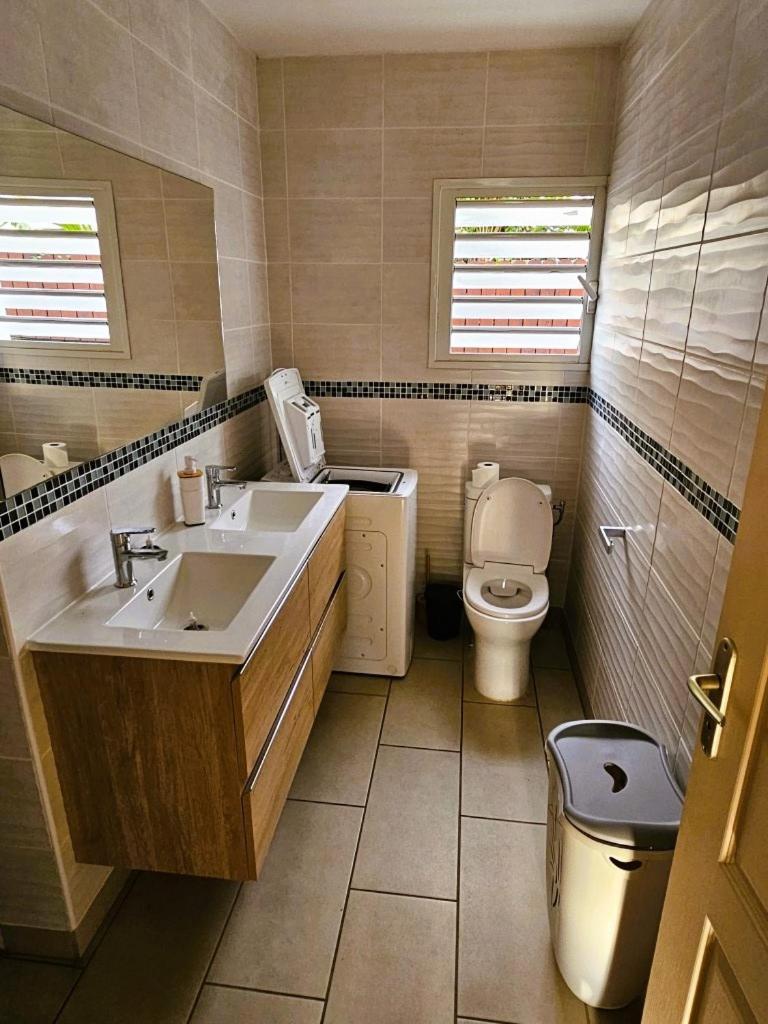 Charme Du Nord 2 Apartment Sainte-Clotilde Екстериор снимка